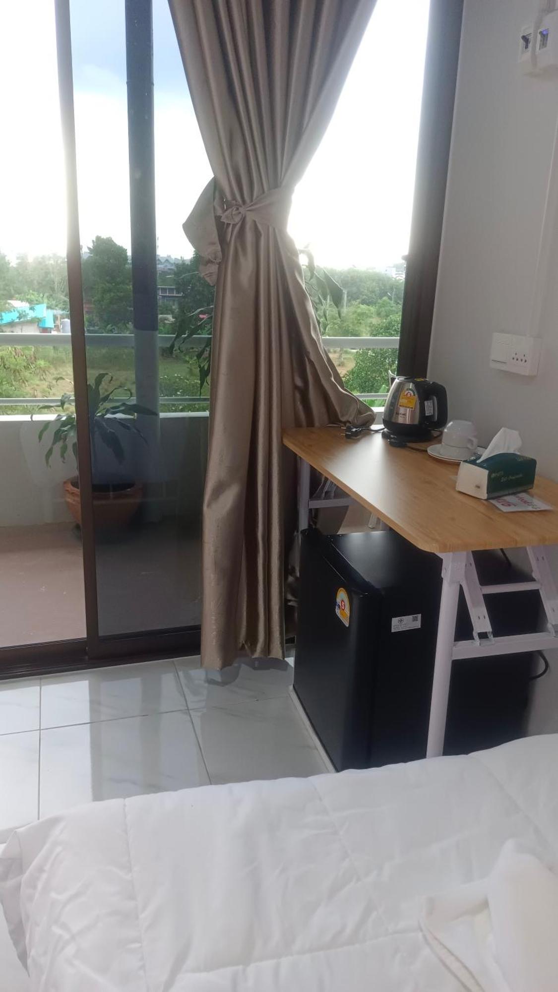 Batikseafood Airport & Room Ban Bo Sai Klang Exteriör bild