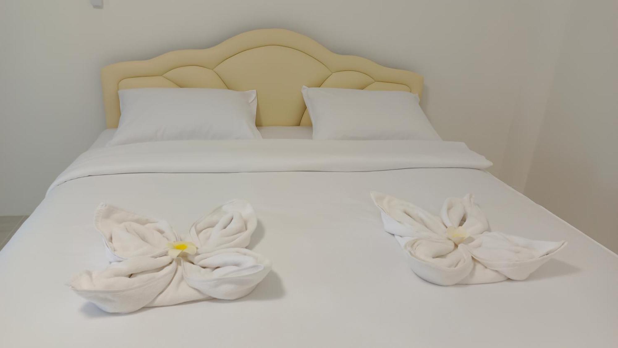Batikseafood Airport & Room Ban Bo Sai Klang Exteriör bild